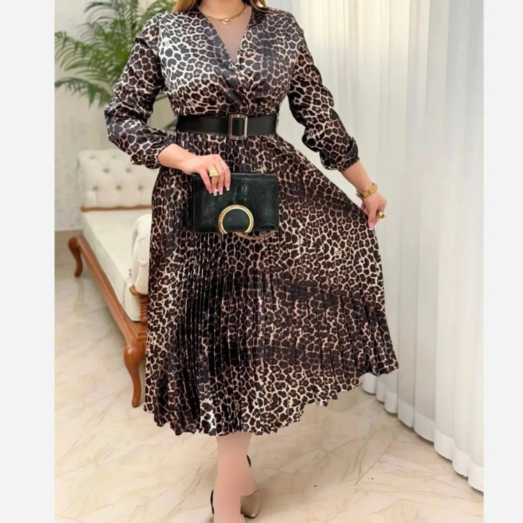 پیراهن زنانه ساتن پلیسه مجلسی مدل کلوش یقه چپ و راستی قد 135