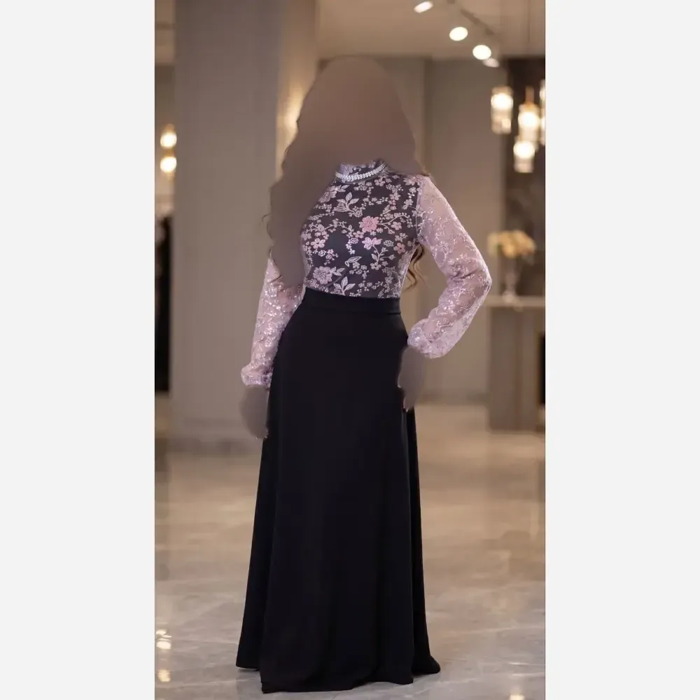پیراهن مجلسی زنانه مدل الیزابت جنس لمه بیزو رنگ طلایی