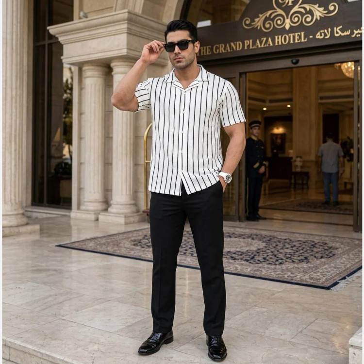 پیراهن مردانه راه راه جنس کنزا رنگ سفید سایزبزرگ