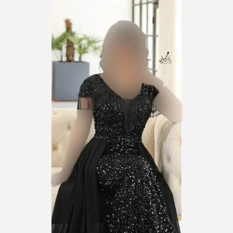 پیراهن مجلسی زنانه حریر سایز بزرگ کاپدار بالاتنه دانتل سنگدوزی شده مشکی