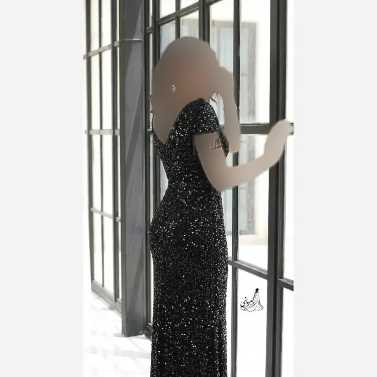 پیراهن مجلسی زنانه حریر سایز بزرگ کاپدار بالاتنه دانتل سنگدوزی شده مشکی
