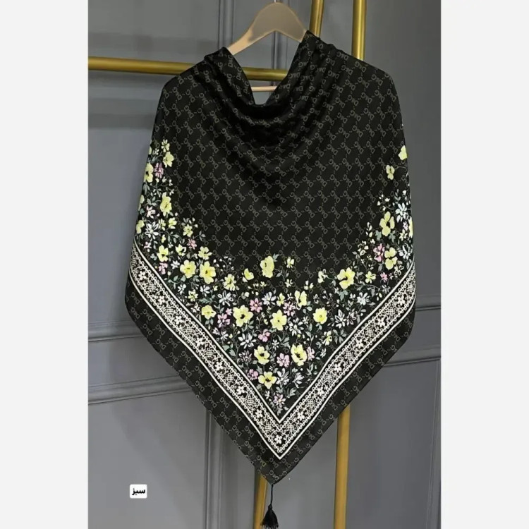 روسری نخی قواره 130 طرح گل دی سبز و کرم