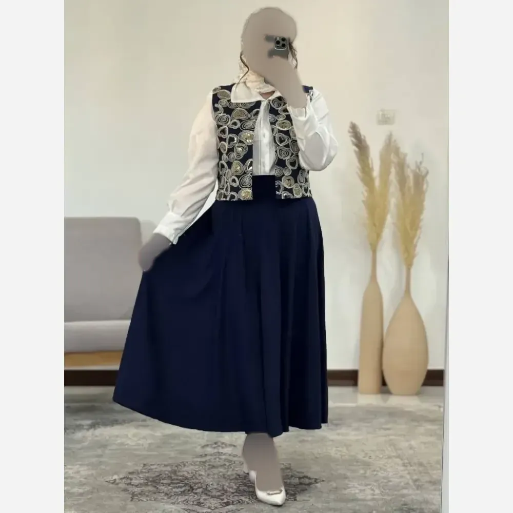 ست سه تیکه شومیز جلیقه و دامن نگین سرمه ای فری سایز