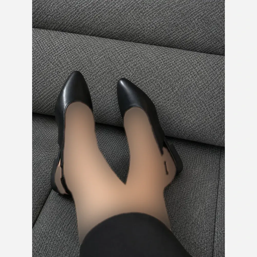 کفش بابت پشت باز زنانه چرم صنعتی خارجی رنگ مشکی