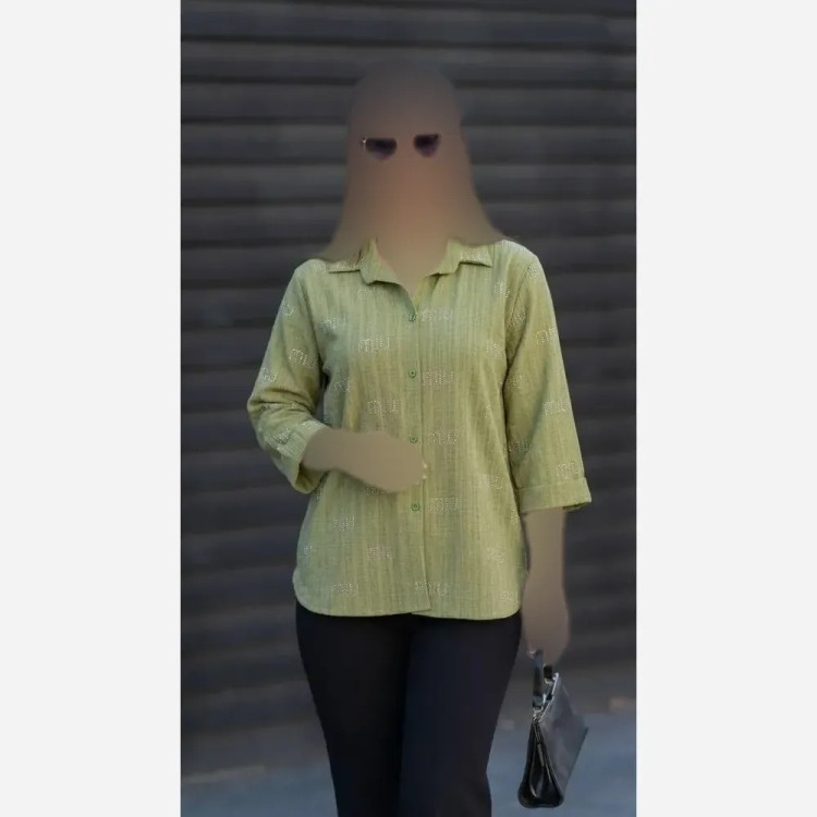 شومیز مانتویی نگینی ترلان جنس سوپر کراش درجه یک فری سایز