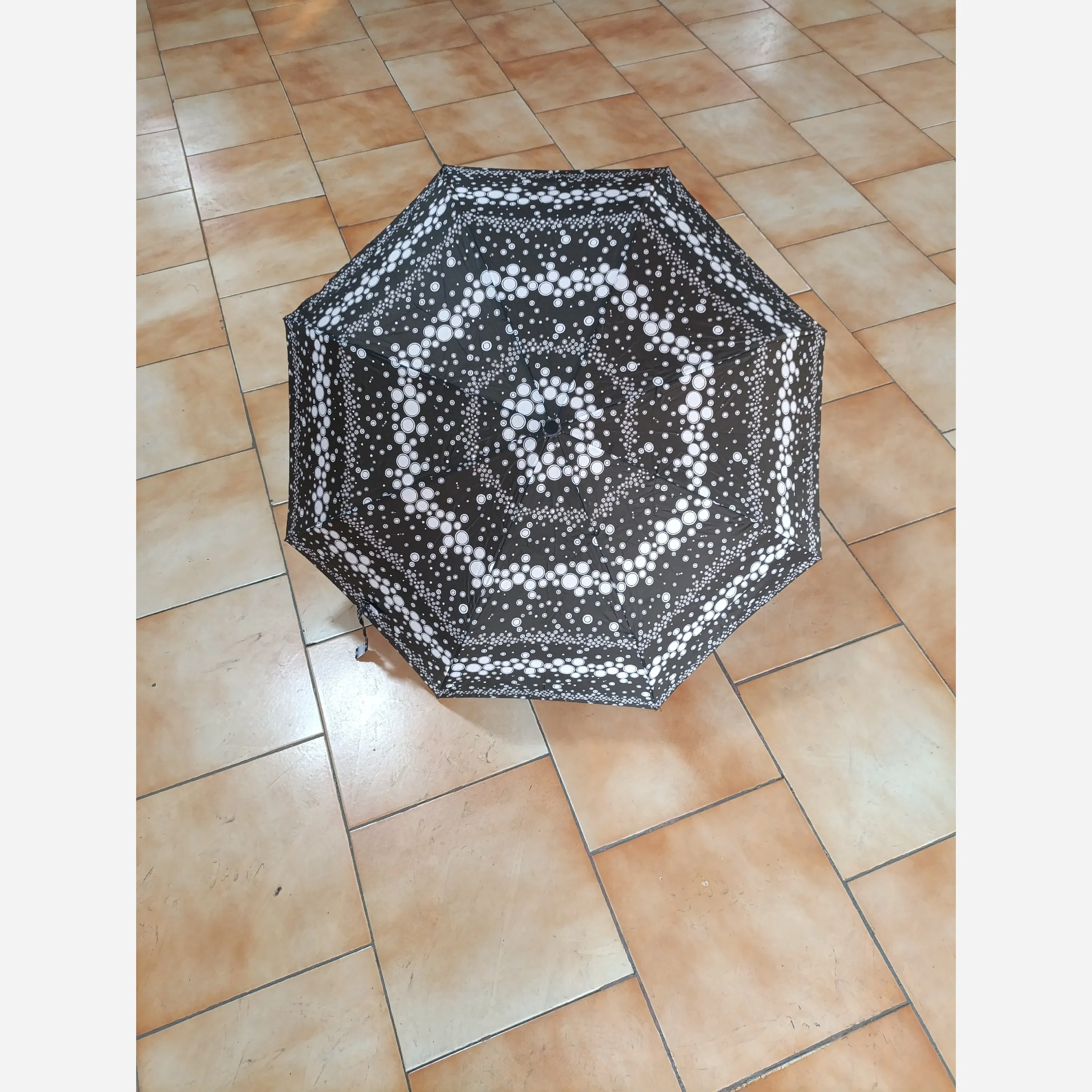 چتر زنانه فول اتوماتیک ضد باد و سبک با کاور