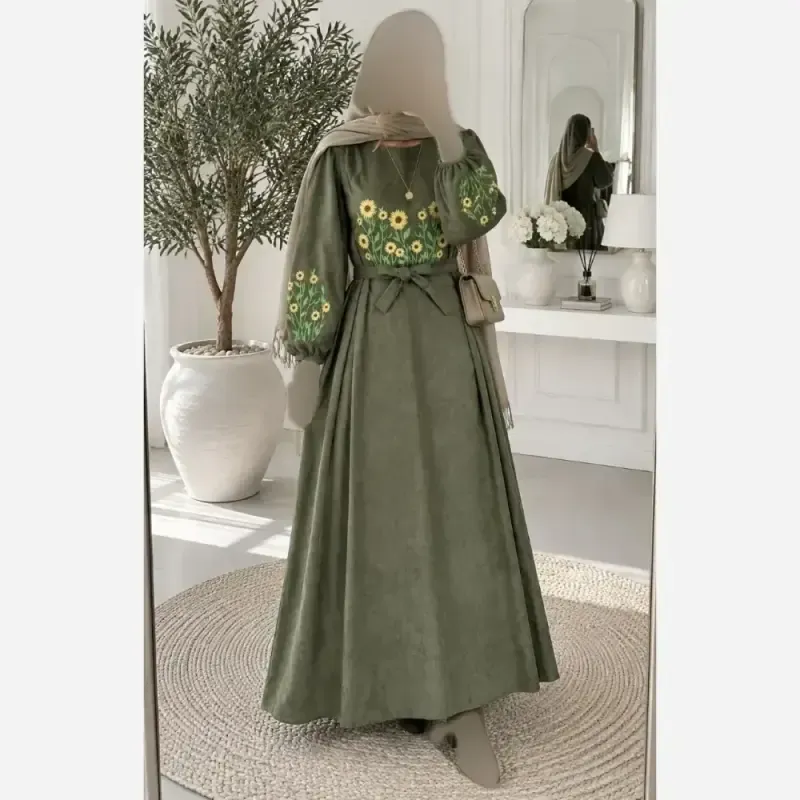 کفتان گلدوزی پاییزه مخمل کبریتی ریز فری سایز قد 140