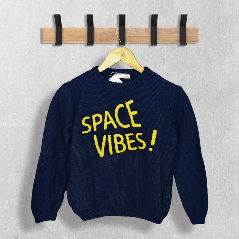 پلیور یقه گرد پسرانه کولزیون مدل برجسته SPACE VIBES