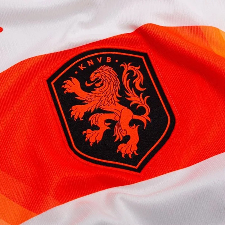 ست تی شرت و شلوارک ورزشی پسرانه مدل هلند Away 2026