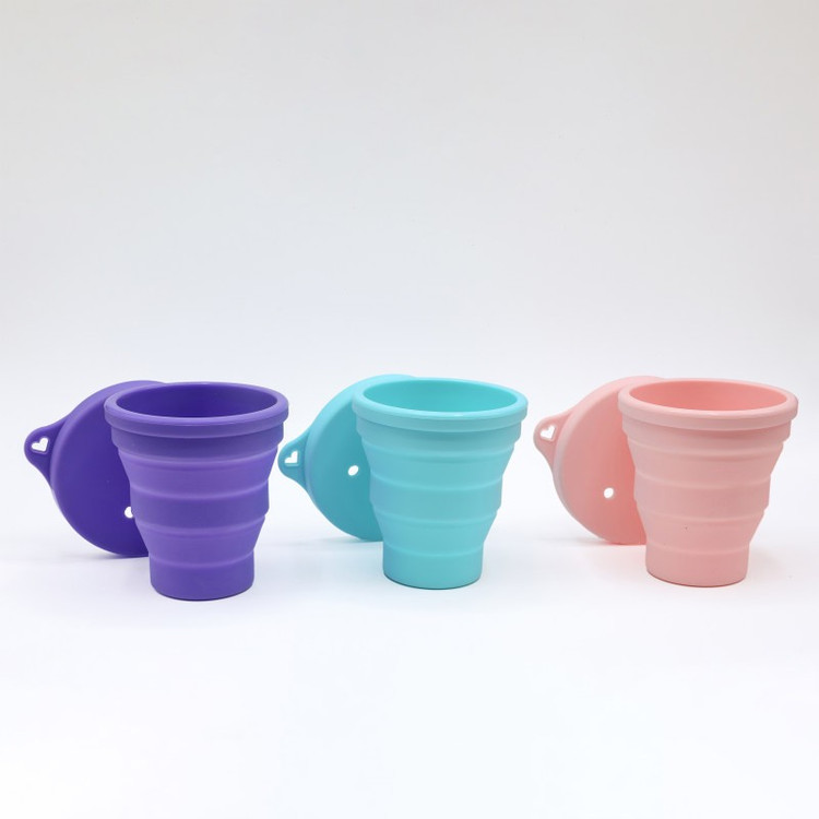 کاپ قاعدگی لیوا فارما سایز متوسط به همراه لیوان کاپ قاعدگی لیوا فارما مدل Mate02
