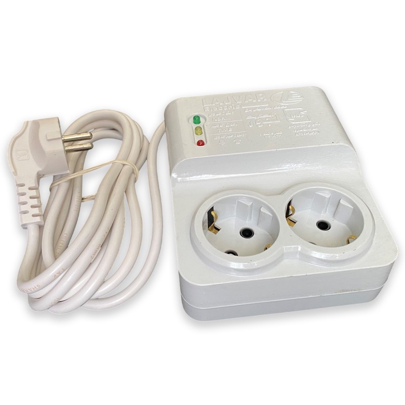 محافظ ولتاژ لجور الکتریک مدل L110 - 2500W - 10A - 3Meter