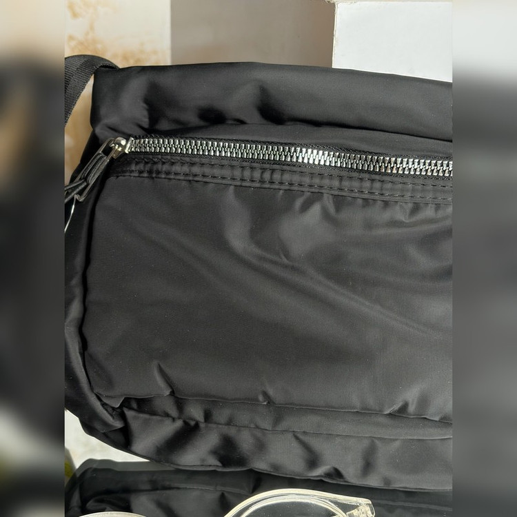کیف دوشی زنانه ال سی وایکیکی مدل LW 279