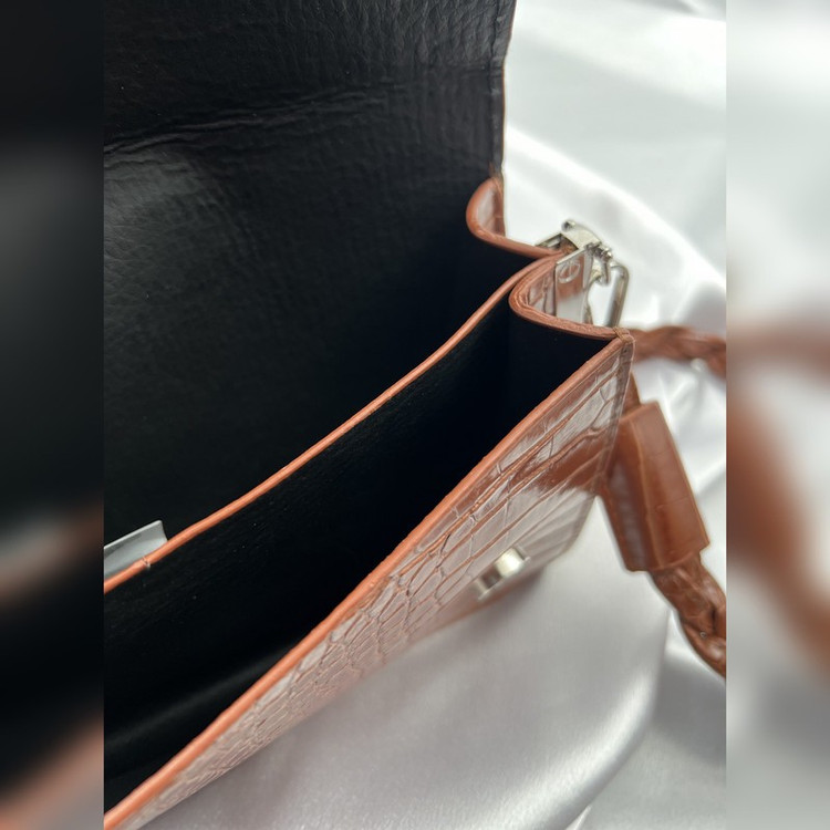 کیف دوشی زنانه دیفکتو مدل kf19